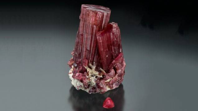 Tourmaline in its rough crystal structure