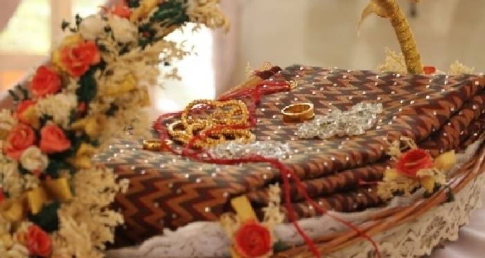 Manthrakodi - Brides Silk Saree