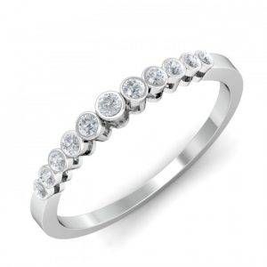 A Half Eternity Ring With Varying Diamond Size