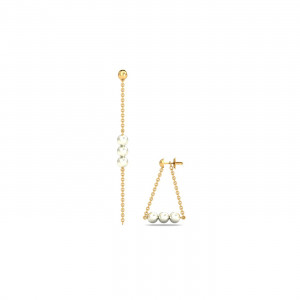 Vridha Pearl Earrings