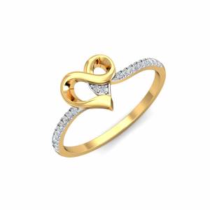 Curvilicious Heart Diamond Ring